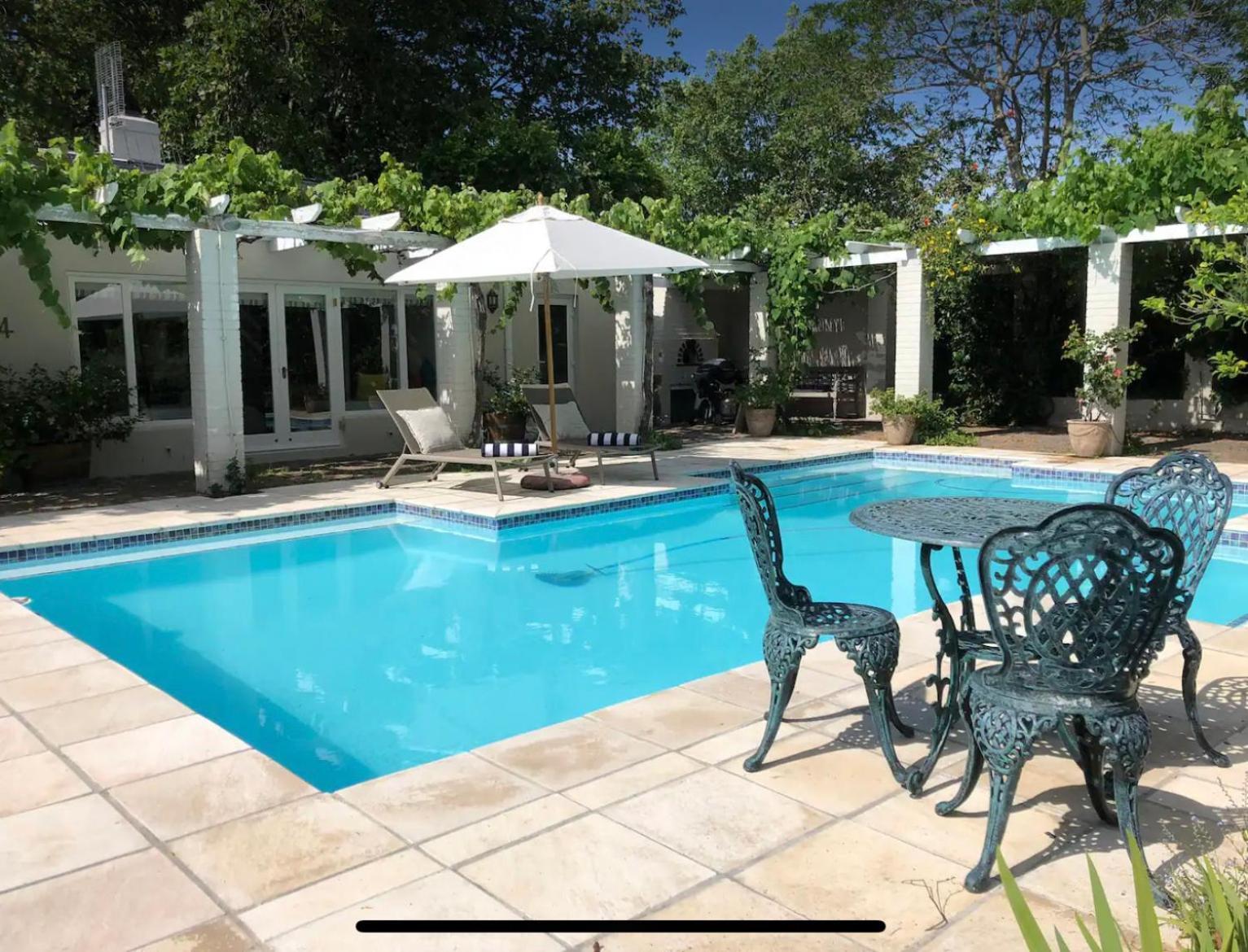 Guest Suite - Leafy Constantia Guest House كيب تاون المظهر الخارجي الصورة