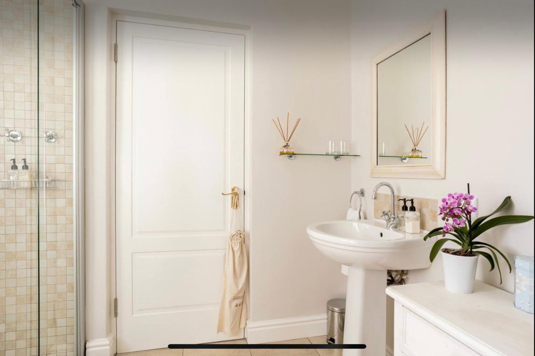 Guest Suite - Leafy Constantia Guest House كيب تاون المظهر الخارجي الصورة